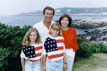 Age, Wife, Kids, Parents, Maine