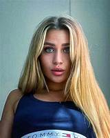 Clover Potts Height, Weight, Net Worth, Age, Birthday, Wikipedia, Who, Nationality, Biography |