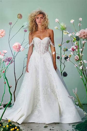 Discover Exquisite Wedding Dresses by Maria Farbinni