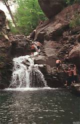 Discover the Enchanting Fawn's Leap Waterfall: a Natural Wonder
