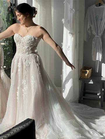 Find Your Dream Dress: Exquisite Priscilla White Dresses