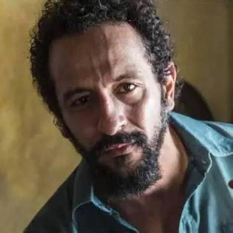 Irandhir Santos Biography, Age, Height, Wife, Net Worth, Family