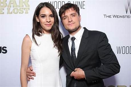Josh Hutcherson’s Size, Girlfriend and Gay Vibes