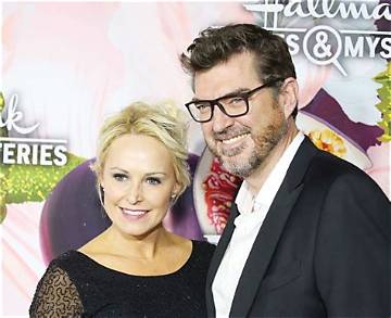 Josie Bissetts Husband Thomas Doig Is Her Second Chance at Love