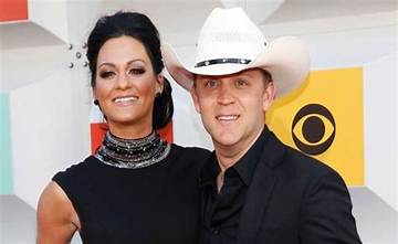 Justin Moore's Wife: Meet Kate Moore