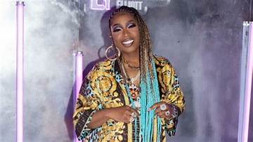Missy Elliott – Bio, Net Worth, Is She Gay, Who Is the Boyfriend or Girlfriend