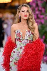Most Captivating Photos of Blake Lively and Ryan Reynolds