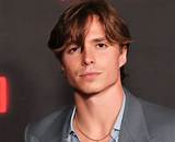 Nicholas Alexander Chavez Height, Weight, Net Worth, Age, Birthday, Wikipedia, Who, Nationality, Bio