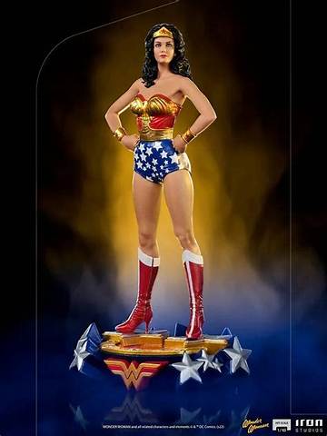 The Definitive Wonder Woman Statue: Lynda Carter Immortalized