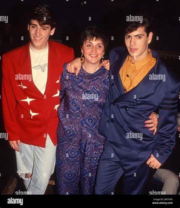 The Impact of Jonathan Knight's Mother on His Career and Personal Life
