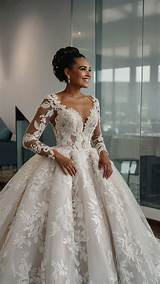 The Ultimate Guide to Flaunt Your Innocence with a "Virginal White Dress"
