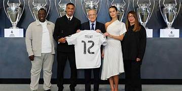 Trent Alexander-Arnold's Family: Meet His Parents, Brothers