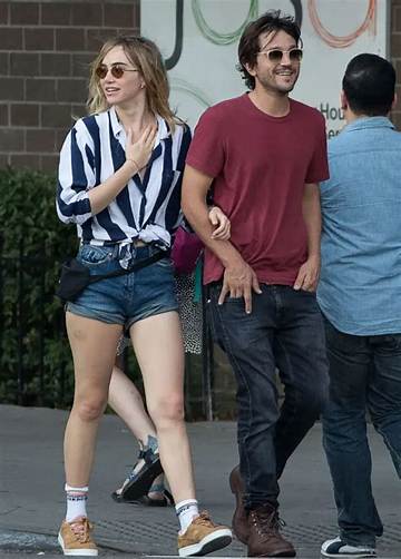 Uncovering the Height of Suki Waterhouse: a Comprehensive Guide