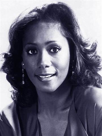 What Is Actress Berlinda Tolbert Doing Now? Her Net Worth, Married Life and Husband. 2022