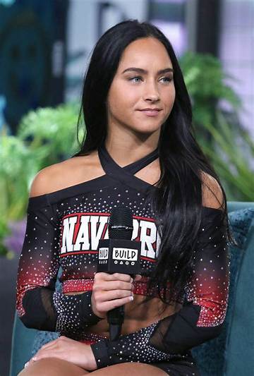 What’s Wrong with Gabi Butler Teeth? Before and After Fixing – Cheer