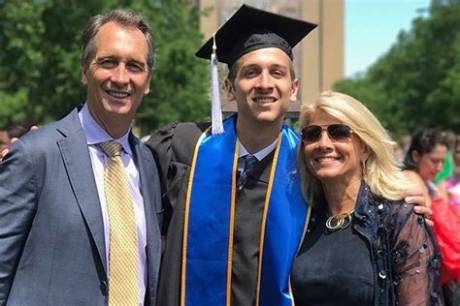 Who Is Jac Collinsworth Wife? Age and Net Worth Is Cris Collinsworth Son Married?