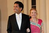 Who Is Sanjay Gupta's Wife? | Get the Scoop on His Marriage